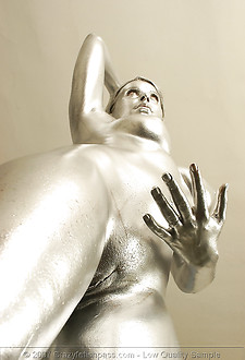 Helena as sexy silver statue